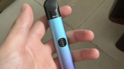 悦刻五代一吸就亮红灯怎么解决？