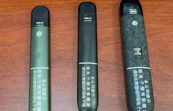 抽悦刻三天一个烟弹正常吗？
