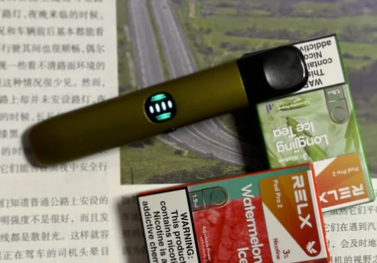 悦刻yooz 魔笛 那个好一点呢？