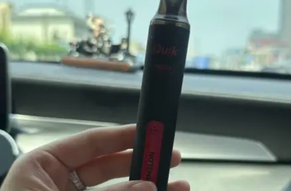 悦刻电子烟抽完想咳嗽是怎么回事？