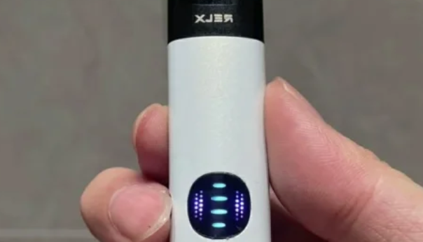 悦刻最新款幻影烟杆多少钱一支？